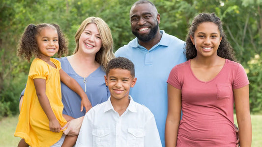 Cheveux texturés chez l’enfant : pourquoi une routine unique ne fonctionne pas - Ethnilink