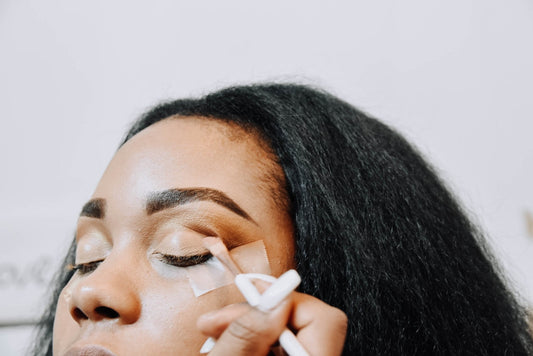 Comment bien maquiller ses yeux pour une peau noire ?