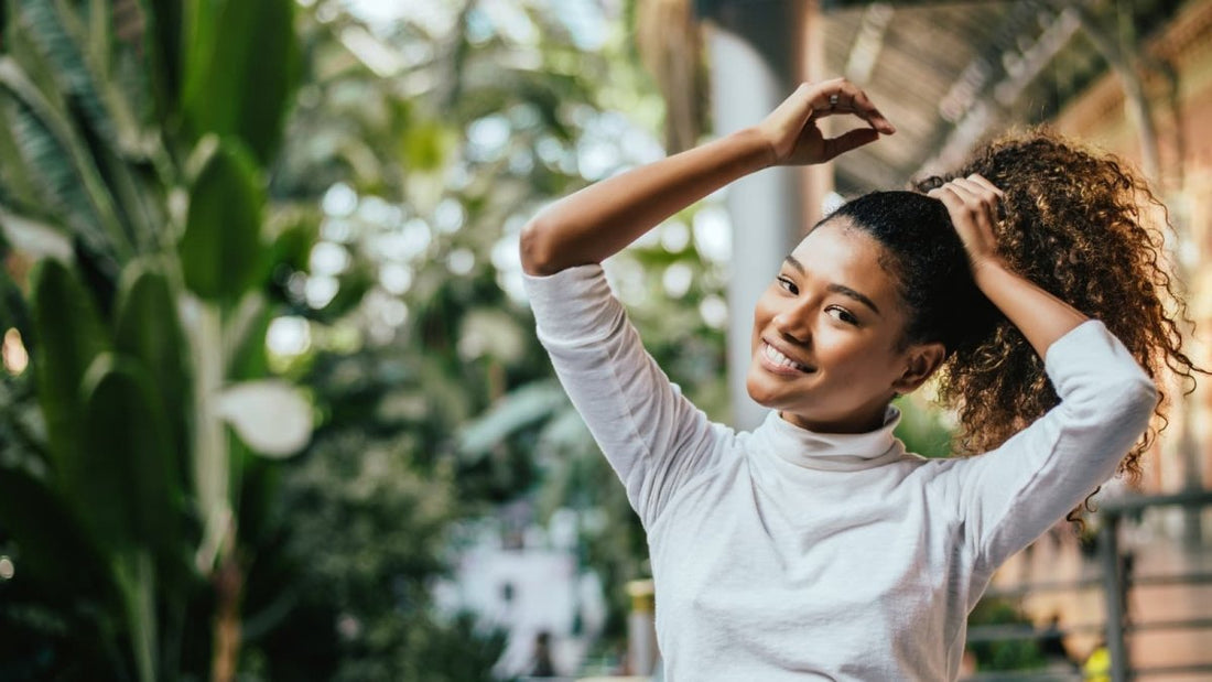 De Raide à Bouclé : Votre Guide Complet pour une Transition Naturelle Réussie - Ethnilink