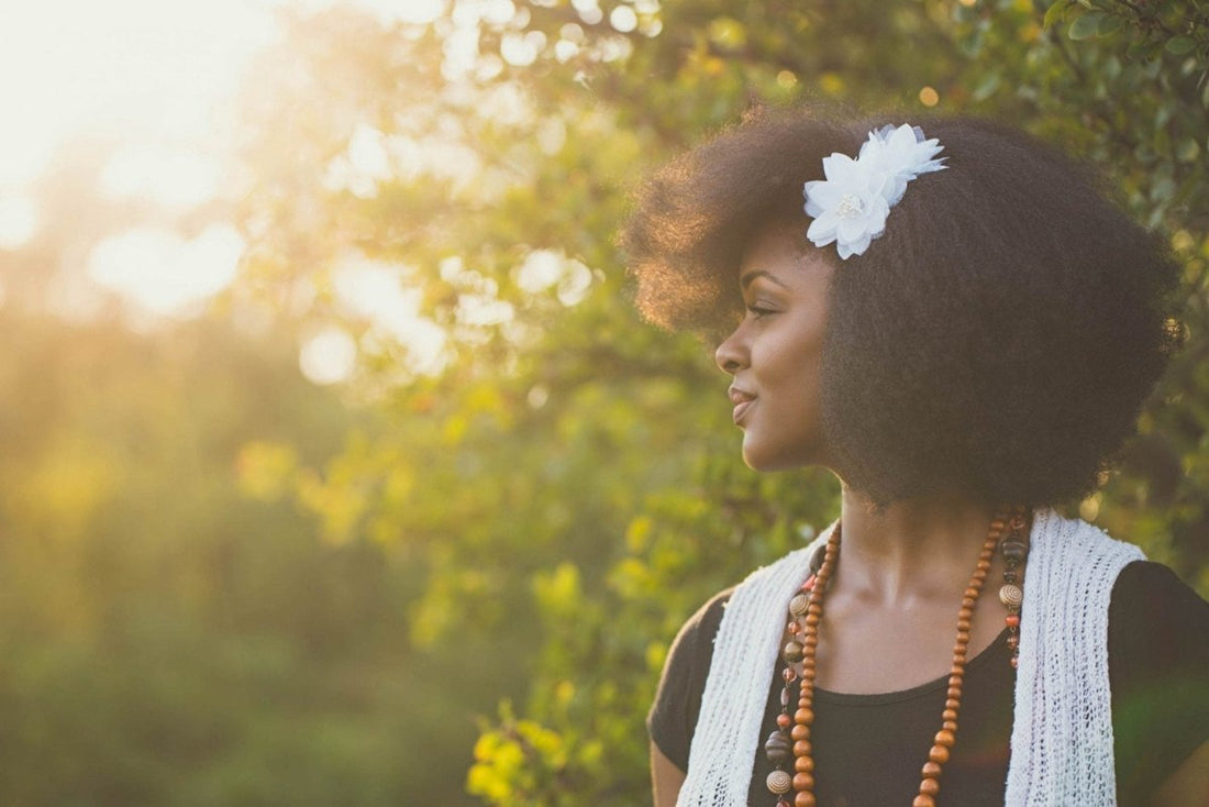 Découvrez notre routine capillaire préférée pour cheveux crépus - Ethnilink