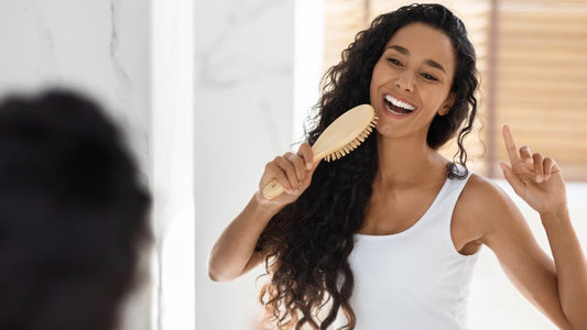 Routine Capillaire Éfficace : Les Clés d'une Pousse de Cheveux Forte et Naturelle - Ethnilink