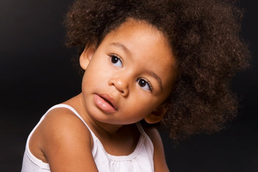Soins : les cheveux crépus des enfants - Ethnilink